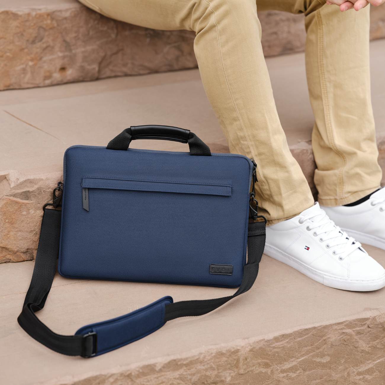 Tech - 13.3" - 14.1" Slimline Laptop Briefcase Generation Earth